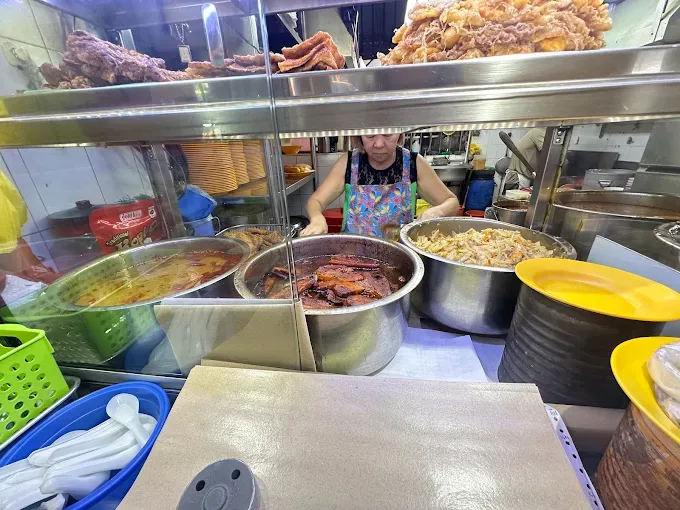 Eleven Finger (Eu Kee) Scissors Curry Rice bugis