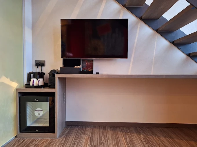 Room Features & Amenities