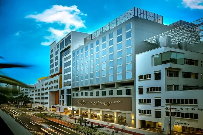 V Hotel Bencoolen singapore