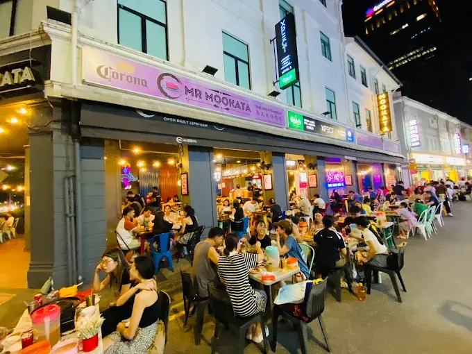 Is This Bugis Mookata Good for Groups & Families