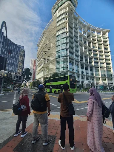 Location & Accessibility​