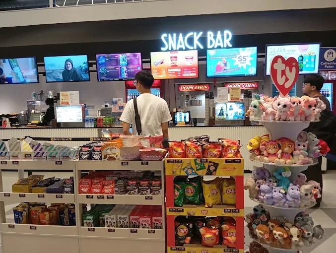 Snacks & Food at Golden Village Bugis – Popcorn, Drinks & Combos​