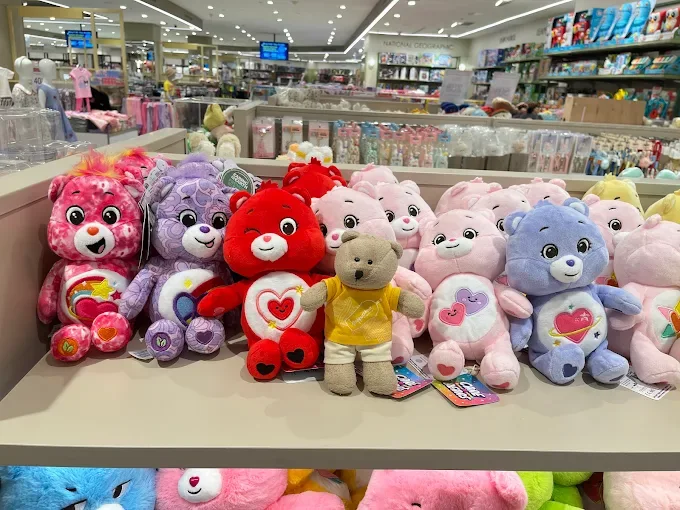 Children’s Wear & Toys