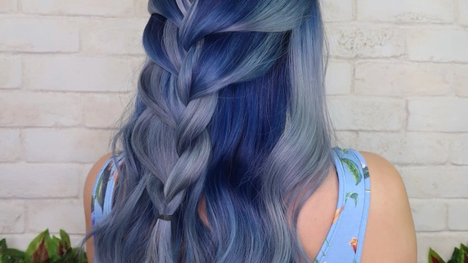 Haircut & Styling Services​