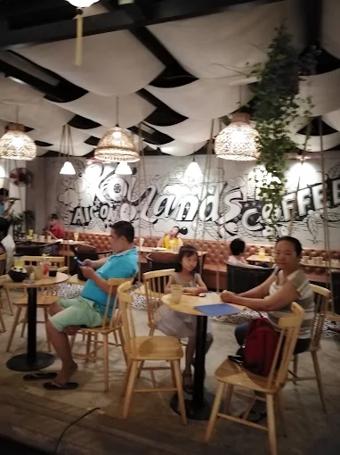 KOI Bugis Crowd, Queue & Service Experience​