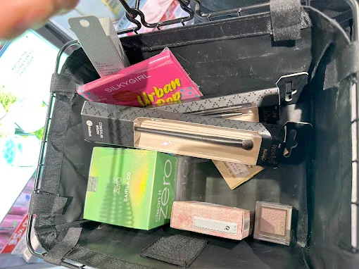 Makeup & Cosmetics​