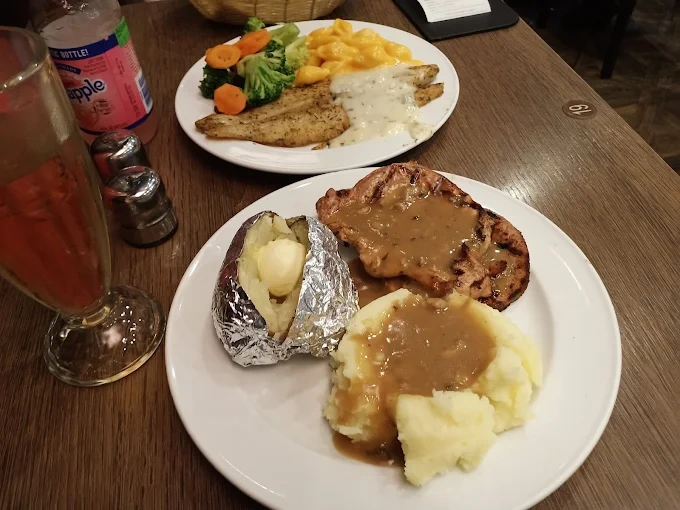 What to Order at ASTONS Bugis​