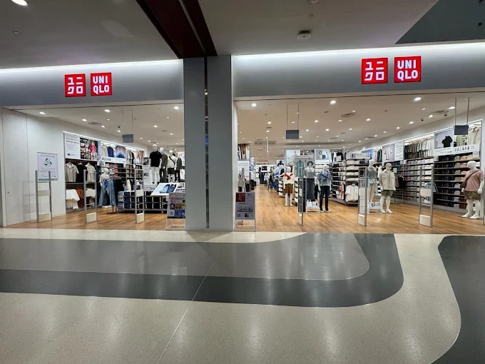 Why Shop at Uniqlo Bugis
