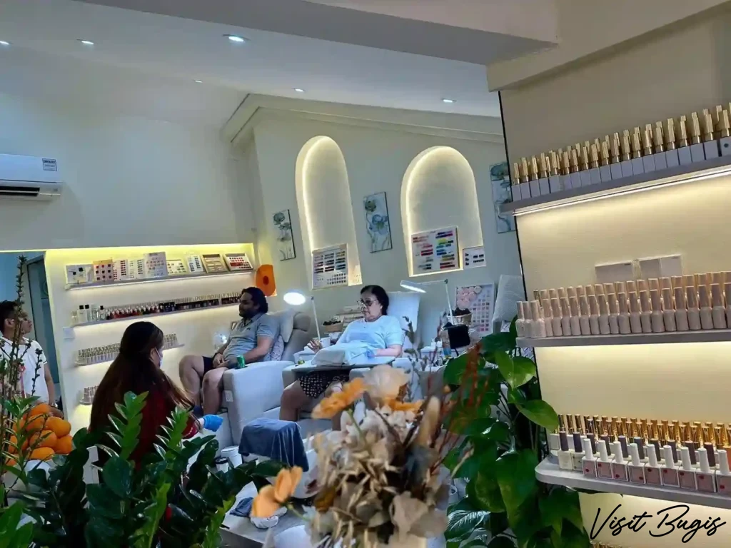 Affordable Nail Salons in Bugis