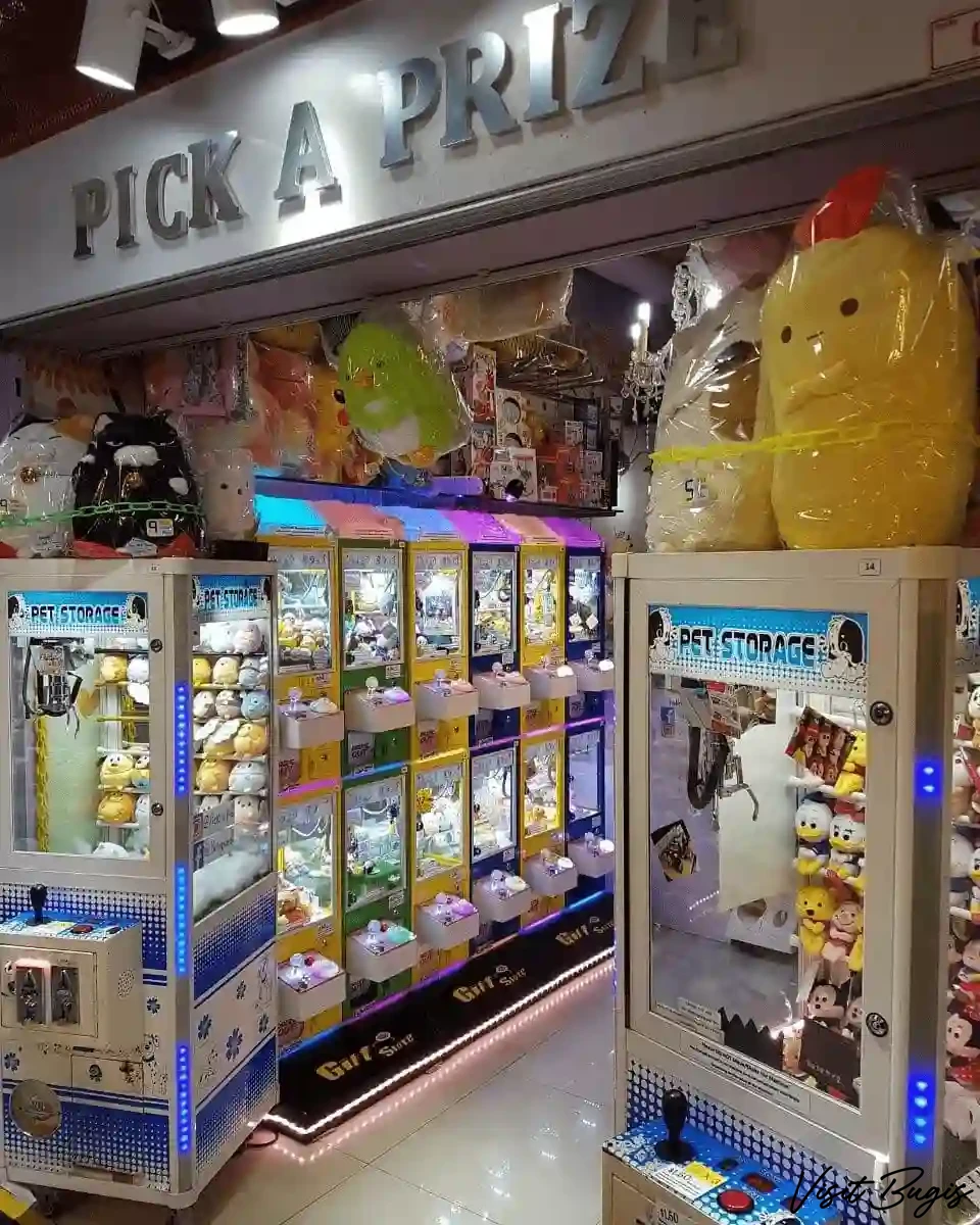 Pick A Prize mini claw machines at Bugis Street