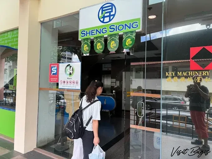 Sheng Siong supermarket at New World Centre on Jalan Berseh