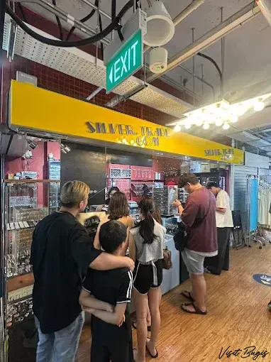 Silver Trade, Bugis Street