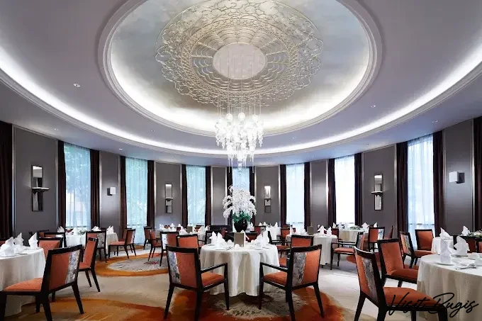 Wah Lok Cantonese Restaurant at Carlton Hotel