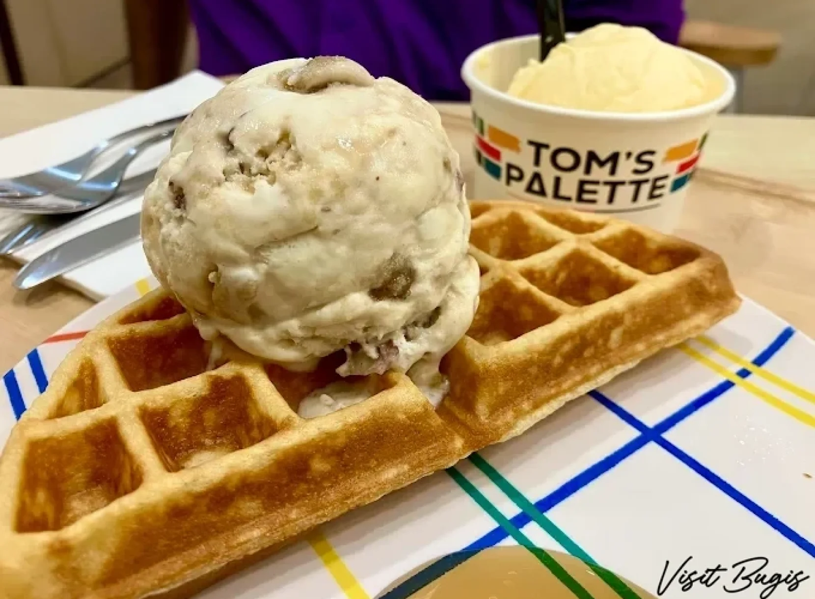 Cups​ ice cream